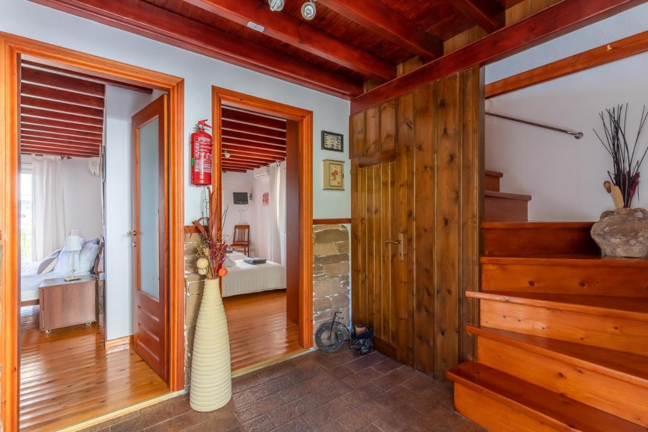 Villa Agia Marina スコペロス エクステリア 写真